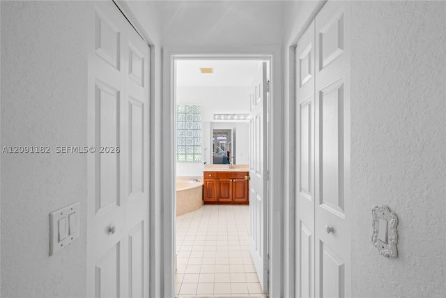 6420 Mallards Way, Coconut Creek, FL 33073