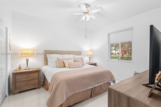 6420 Mallards Way, Coconut Creek, FL 33073