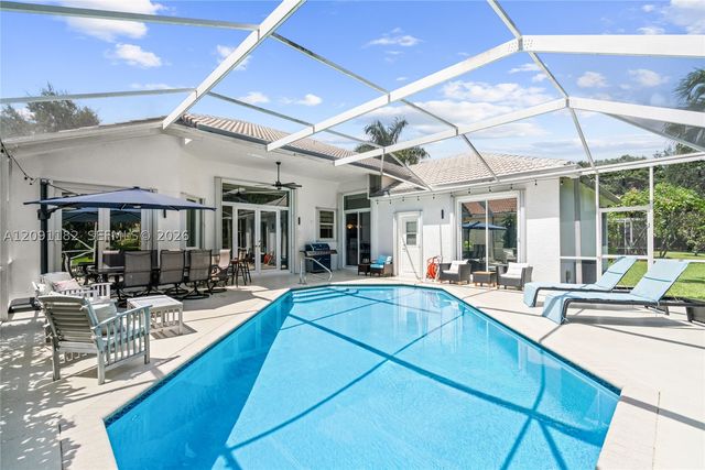 6420 Mallards Way, Coconut Creek, FL 33073