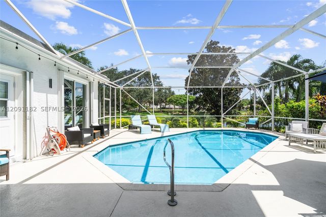6420 Mallards Way, Coconut Creek, FL 33073