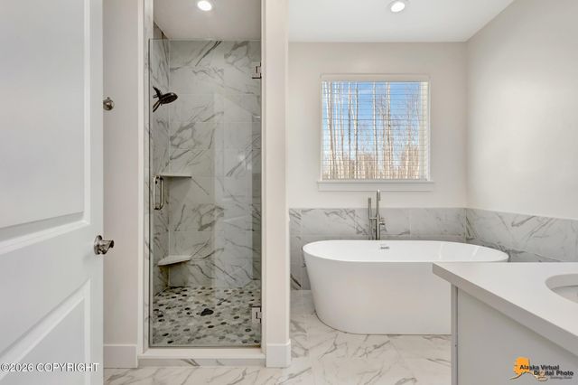 7667 W Sunset Avenue, Wasilla, AK 99623