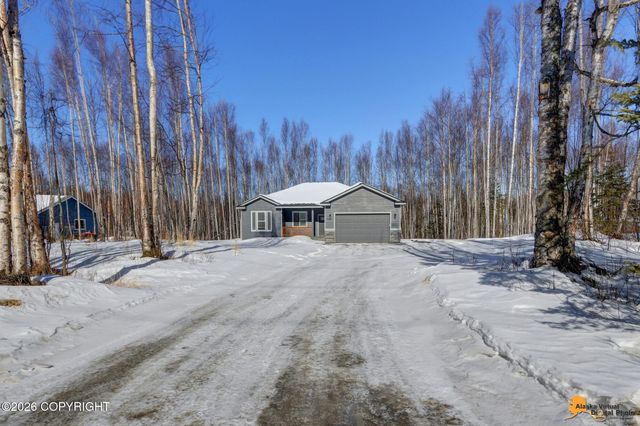 7667 W Sunset Avenue, Wasilla, AK 99623