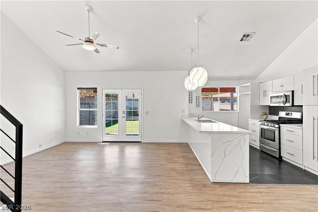 532 Crony Avenue, Henderson, NV 89011