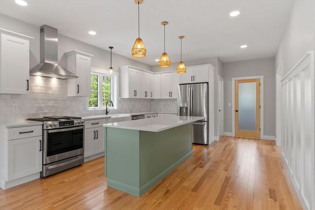 16 Unkety Brook Way, Dunstable, MA 01827