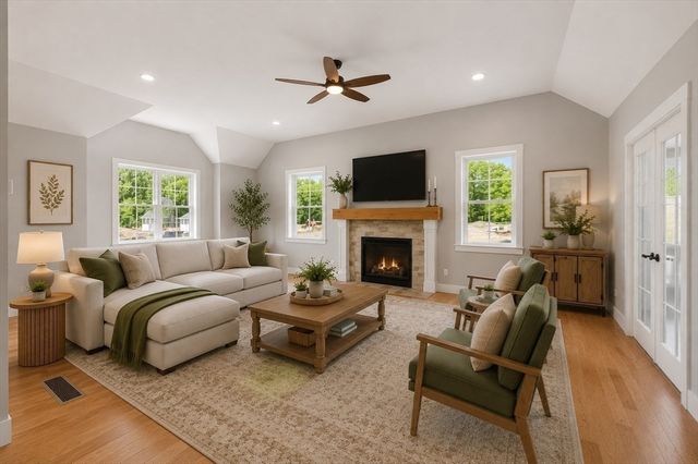 16 Unkety Brook Way, Dunstable, MA 01827