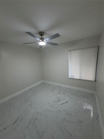 1360 NW 94th Ave, Plantation, FL 33322