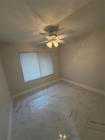 1360 NW 94th Ave, Plantation, FL 33322