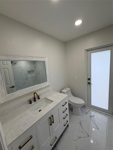 1360 NW 94th Ave, Plantation, FL 33322