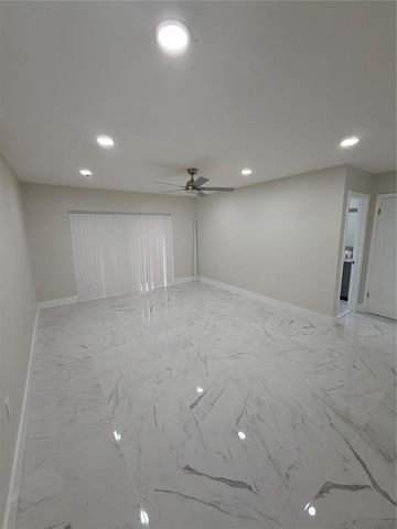 1360 NW 94th Ave, Plantation, FL 33322