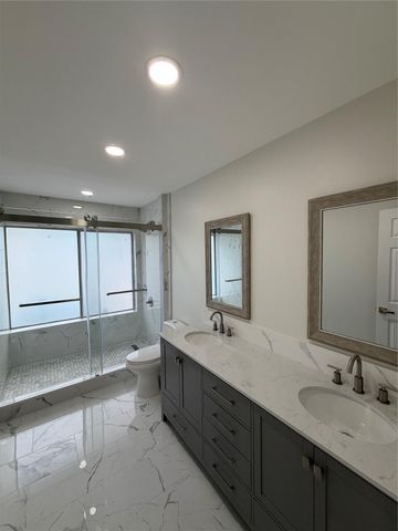 1360 NW 94th Ave, Plantation, FL 33322
