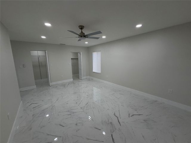 1360 NW 94th Ave, Plantation, FL 33322