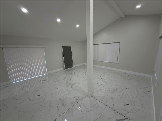 1360 NW 94th Ave, Plantation, FL 33322