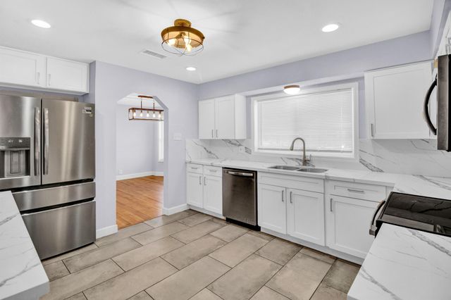 6649 Lozier Street, Houston, TX 77021