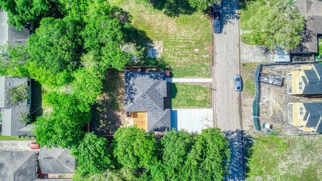 6649 Lozier Street, Houston, TX 77021