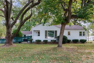 220 N Madison Street, Trenton, IL 62293