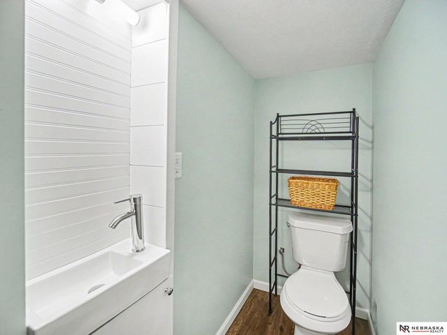 5521 W Sprague Road, Hallam, NE 68368