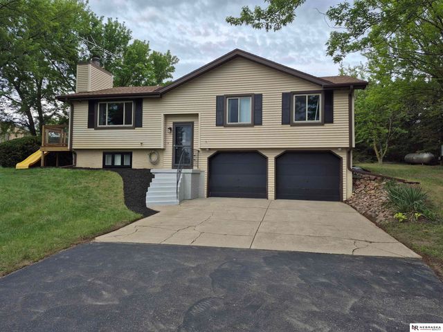 5521 W Sprague Road, Hallam, NE 68368