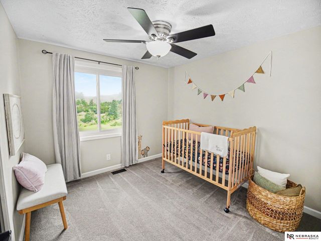 5521 W Sprague Road, Hallam, NE 68368