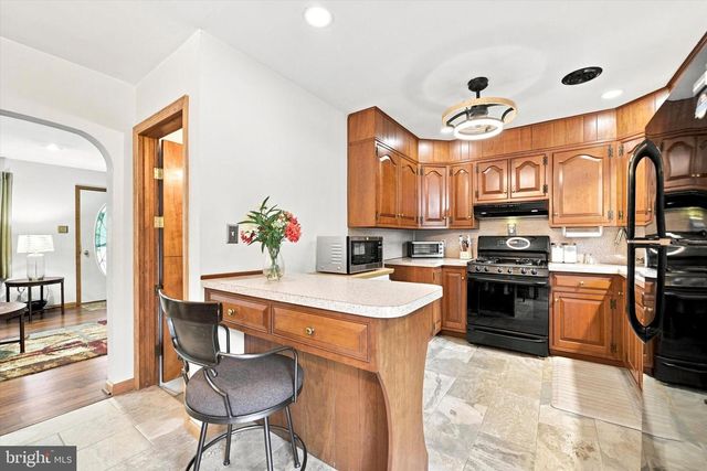 209 HILL RD, Elverson, PA 19520