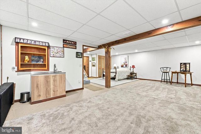 209 HILL RD, Elverson, PA 19520