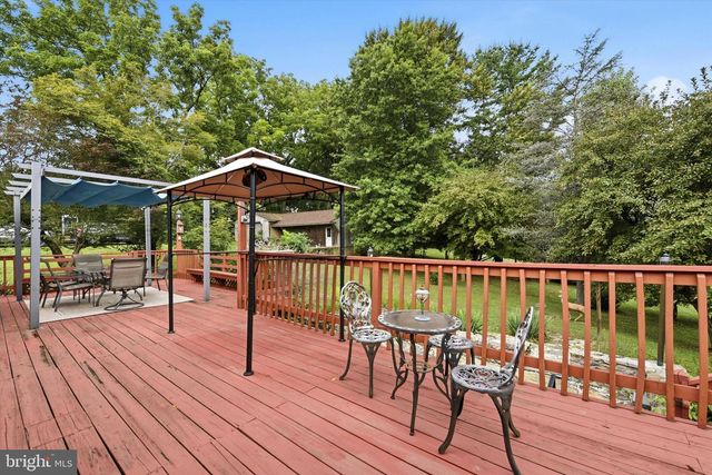 209 HILL RD, Elverson, PA 19520
