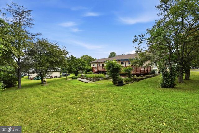 209 HILL RD, Elverson, PA 19520
