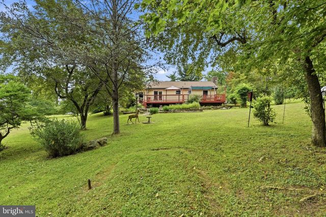 209 HILL RD, Elverson, PA 19520