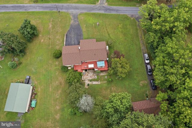 209 HILL RD, Elverson, PA 19520
