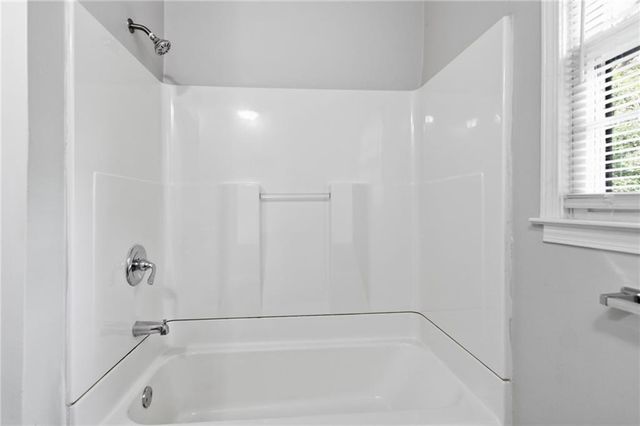 887 Ellis Road, Stone Mountain, GA 30083