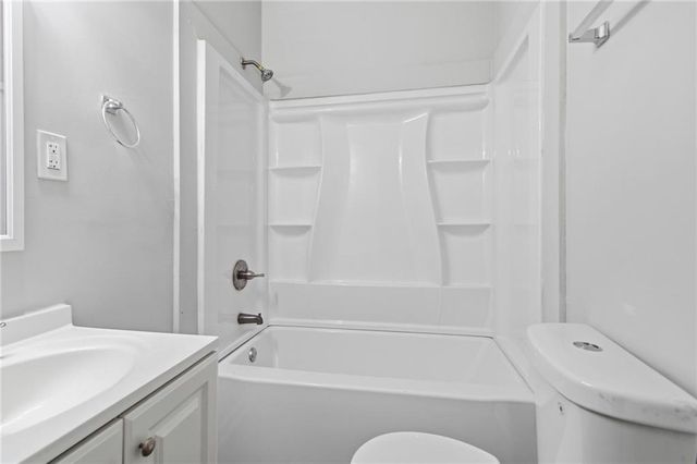 887 Ellis Road, Stone Mountain, GA 30083