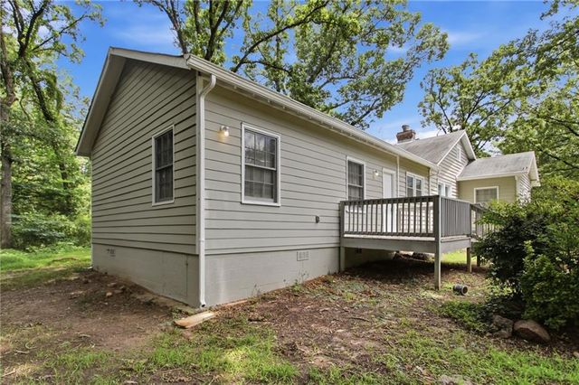 887 Ellis Road, Stone Mountain, GA 30083