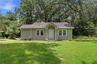 887 Ellis Road, Stone Mountain, GA 30083