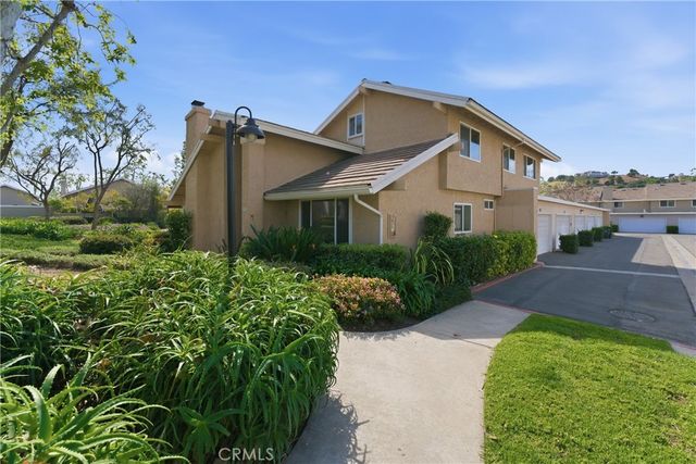 34 VIA ROMERO, Yorba Linda, CA 92887