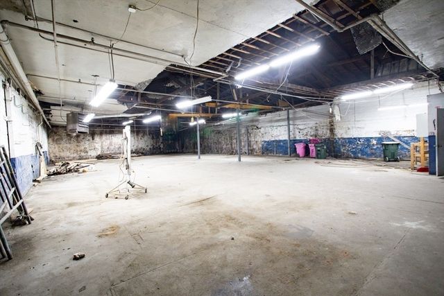 480 South Main St., Fall River, MA 02722
