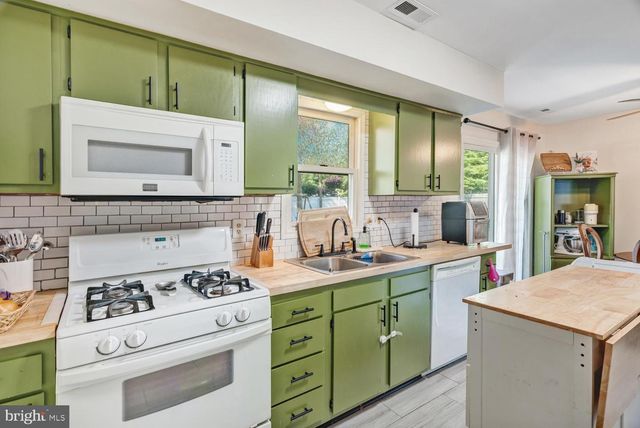 199 WILLETS AVE, Little Egg Harbor Twp, NJ 08087