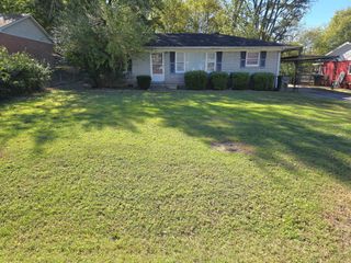 211 Juanita Ave, Gallatin, TN 37066