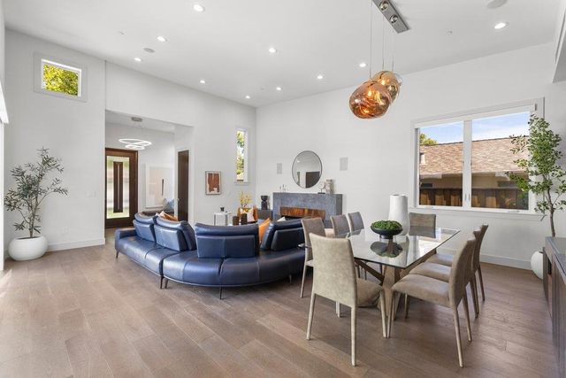 3080 South Court, Palo Alto, CA 94306
