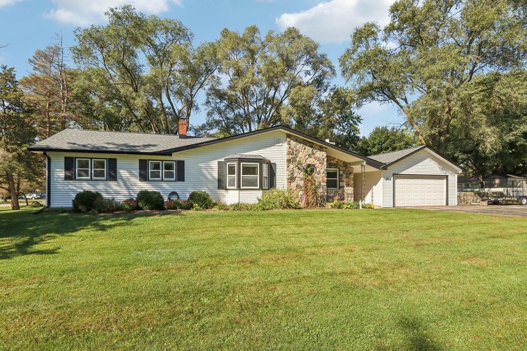 223 S Sherman STREET, Eagle, WI 53119