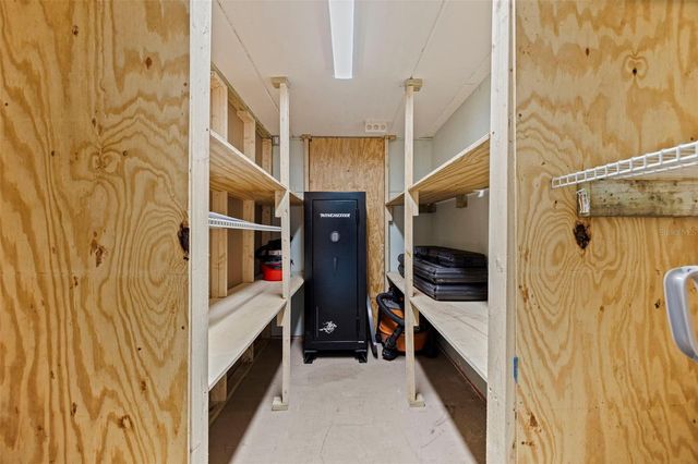 12592 N CAPRI CIRCLE 6, Treasure Island, FL 33706