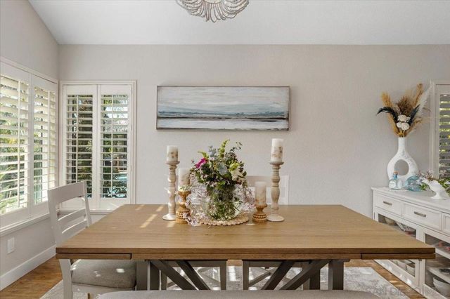 962 Chardonney Way, Escondido, CA 92029
