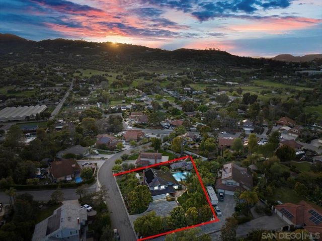 962 Chardonney Way, Escondido, CA 92029