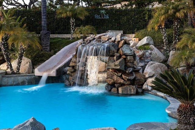 962 Chardonney Way, Escondido, CA 92029
