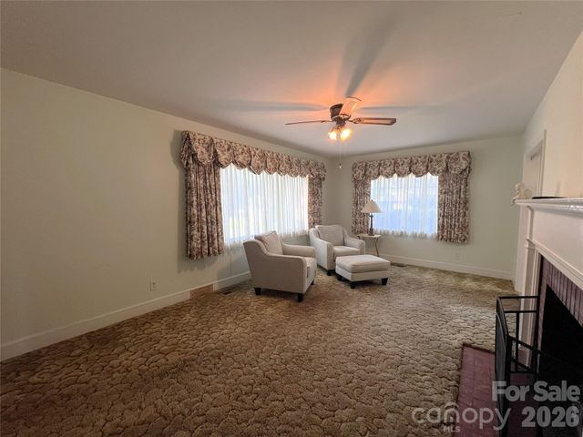 209 S Roxford Road, Kings Mountain, NC 28086
