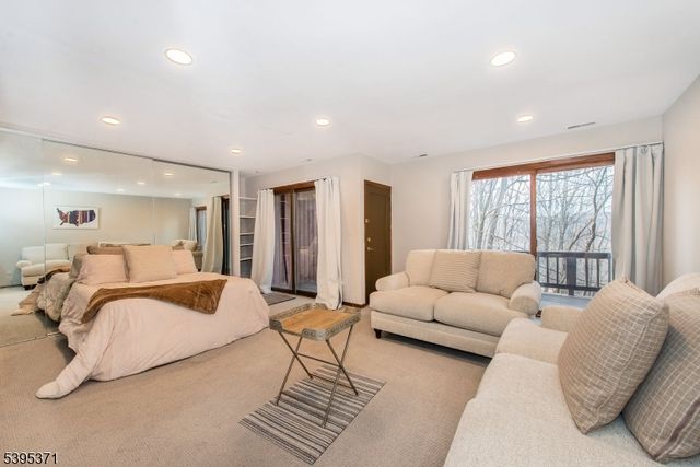 5 Wimbledon Dr 2, Vernon Twp., NJ 07462