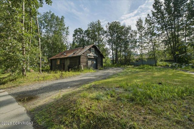 229 N Alaska Street, Palmer, AK 99645