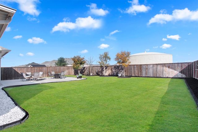 534 Tuscany Drive, Forney, TX 75126