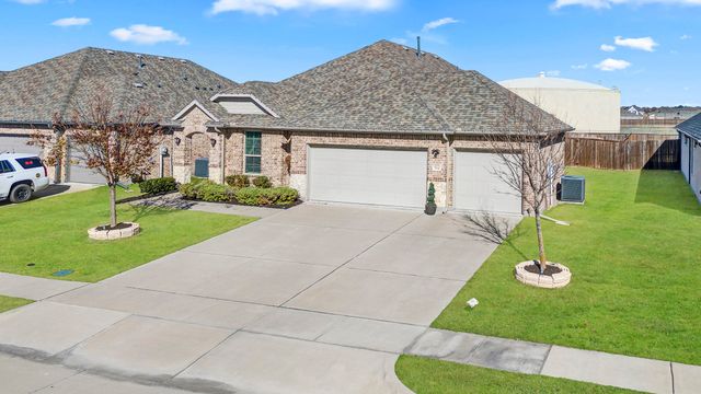 534 Tuscany Drive, Forney, TX 75126