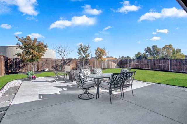 534 Tuscany Drive, Forney, TX 75126