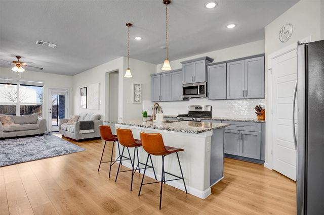 534 Tuscany Drive, Forney, TX 75126