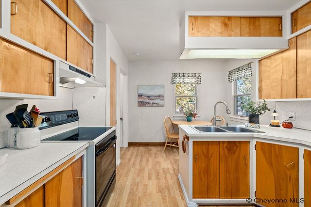 3515 DILLON AVE, Cheyenne, WY 82001